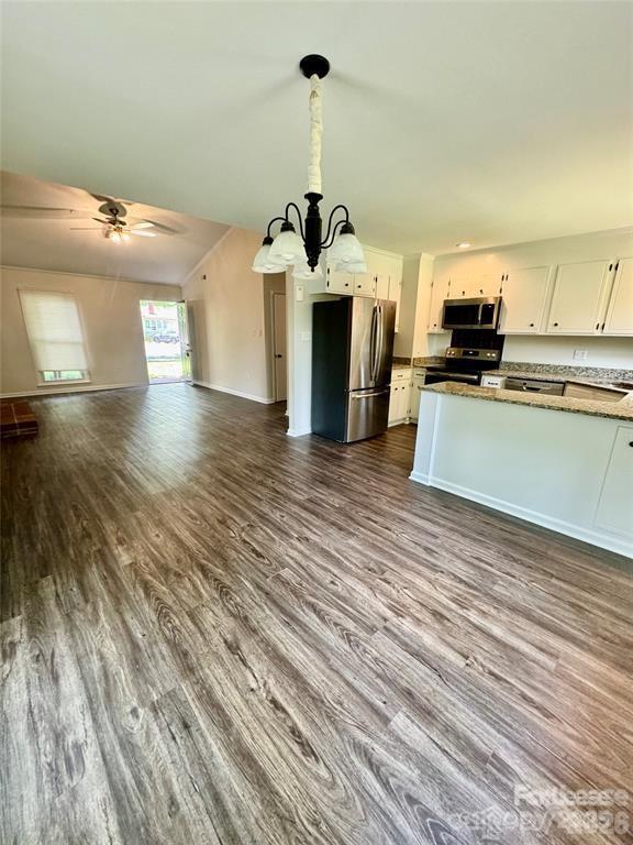 Photo - 2423 Emstead Ct