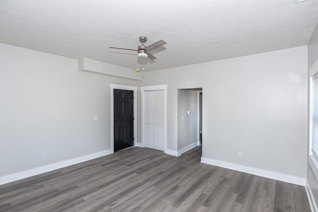 Photo - 5143 Washington St Unit 201