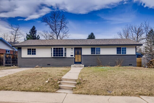 Photo - Recently Remodeled 4 bedroom, 2 bath Ranch Style Boulder House