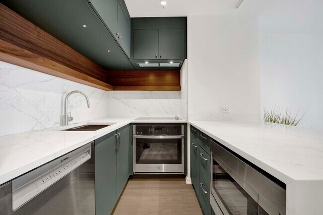 Photo - 900 N Lake Shore Dr Unit 2113