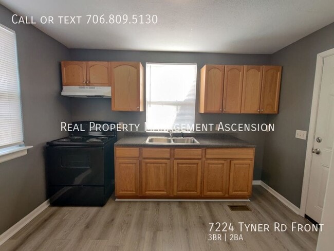 Photo - 7224 Tyner Rd