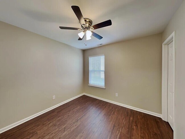 Photo - 2146 Clear Brook Dr