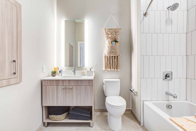 Photo - 50 Ocean Ave Unidad 503A