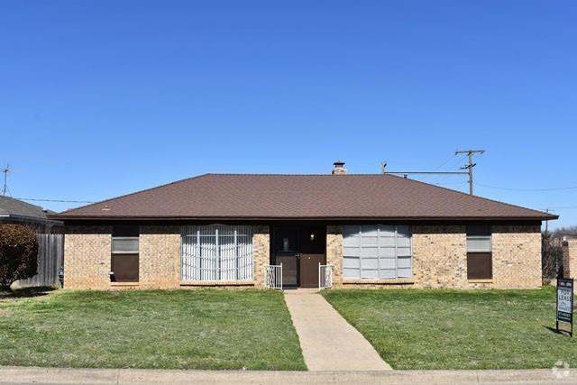 Building Photo - 8321 Oak Ct Rental