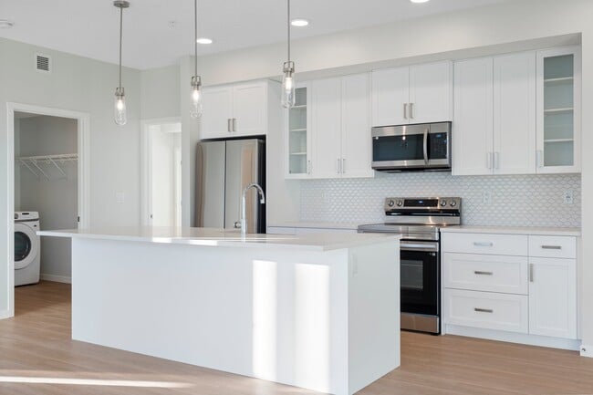 Photo - 33 Carringham Gate NW