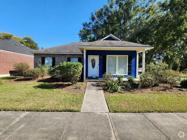 Building Photo - 351 Meadow Crossing Dr Rental