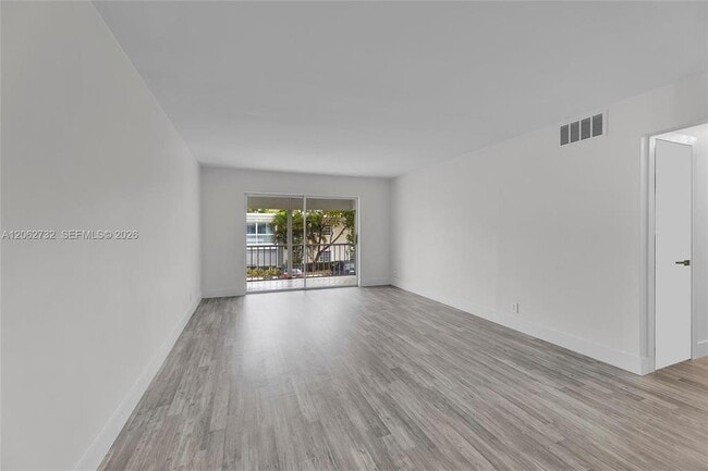 Photo - 6413 Bay Club Dr Unit 3