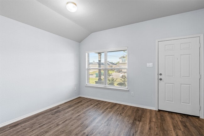 Photo - 2024 Cedar Tree Ct