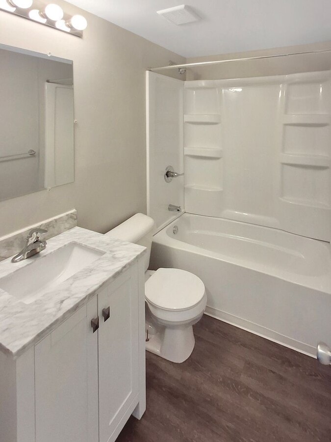 Photo - 531 W 20th St Unit 29