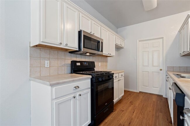 Photo - 3307 Blue Ridge Dr