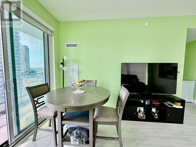 Photo - 898 Portage Pkwy Unit 1903