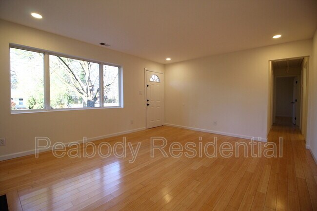 Photo - 2129 Grayson Pl