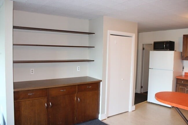 Photo - 146 Main St Unit 2