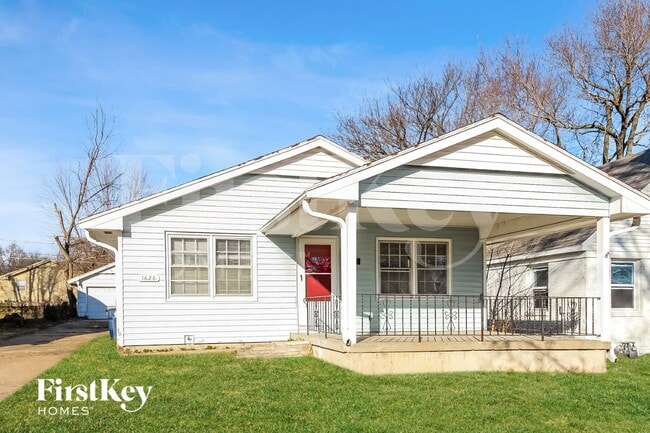 Building Photo - 1626 E 75th Terrace