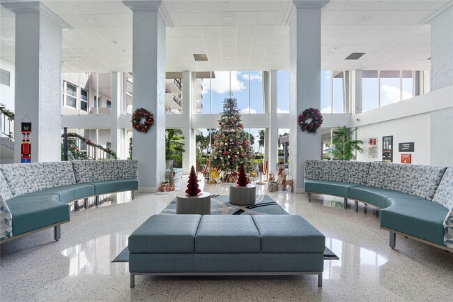 Photo - 405 N Ocean Blvd Unidad 708