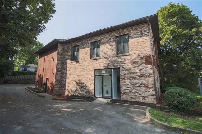 Photo - 241 Norris Dr