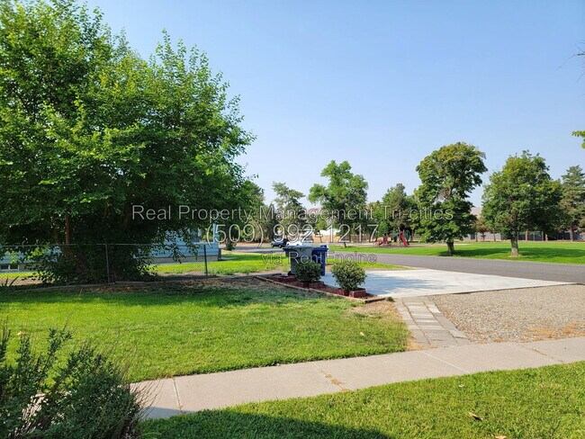 Photo - 312 Goethals Dr
