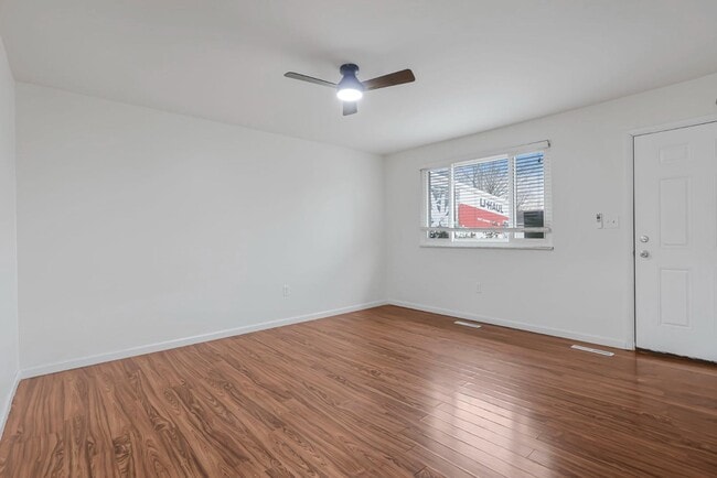 Photo - 6400 Firethorn Ave