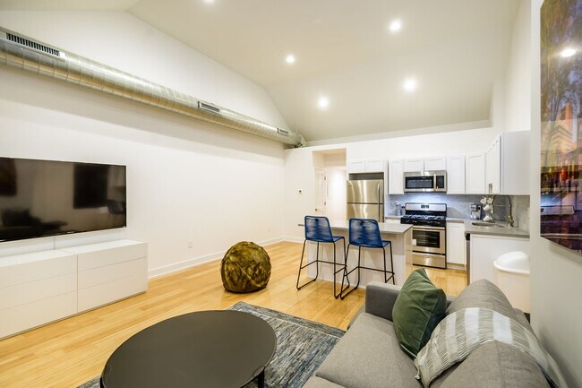 Photo - 33 S 11th St Unidad 2 (3rd Flr)