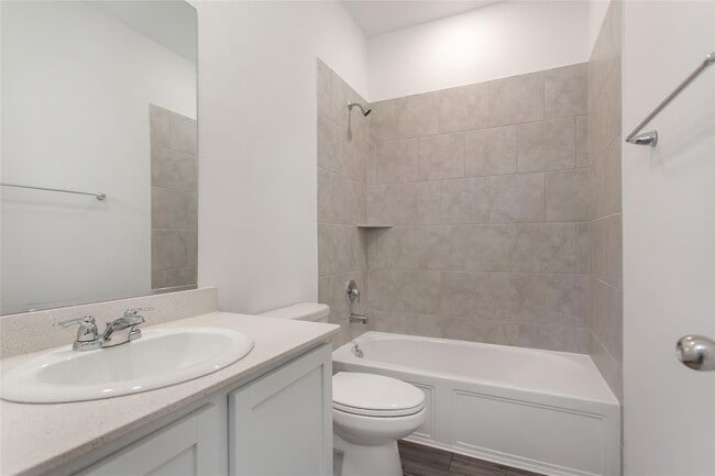 Photo - 2157 Clarion Dr