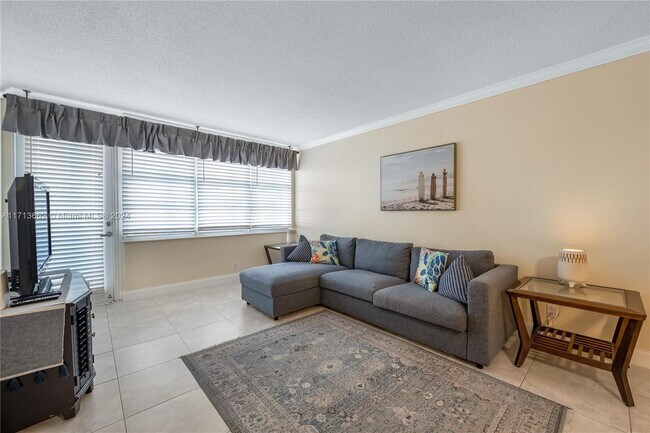 Photo - 3725 S Ocean Dr Unit 719