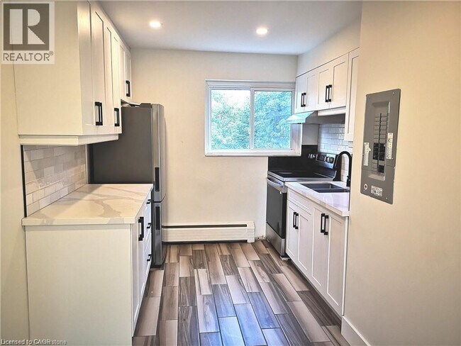 Photo - 19 Hamilton St Unité 4