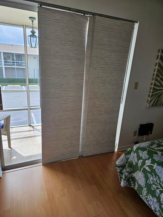 Photo - 680 Horizon W Unit 211