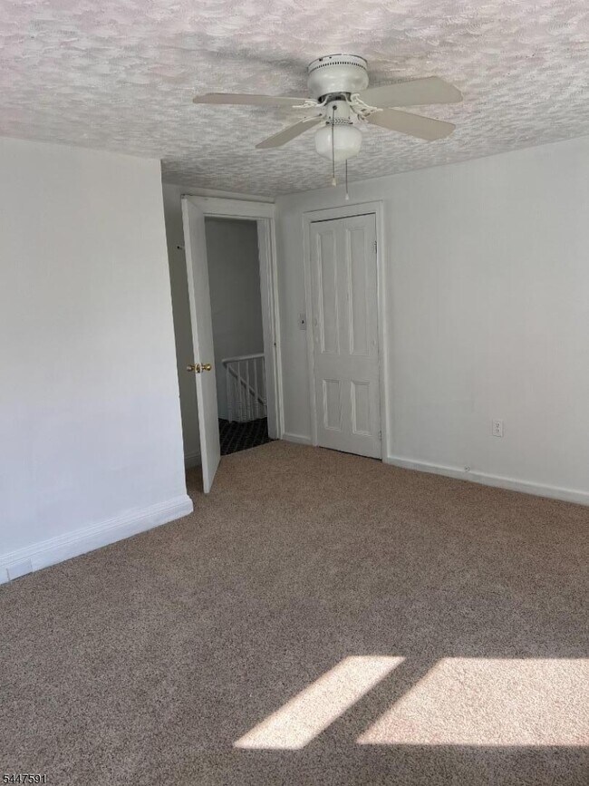 123 Elm St