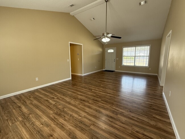 Photo - 313 Pat Priester Dr