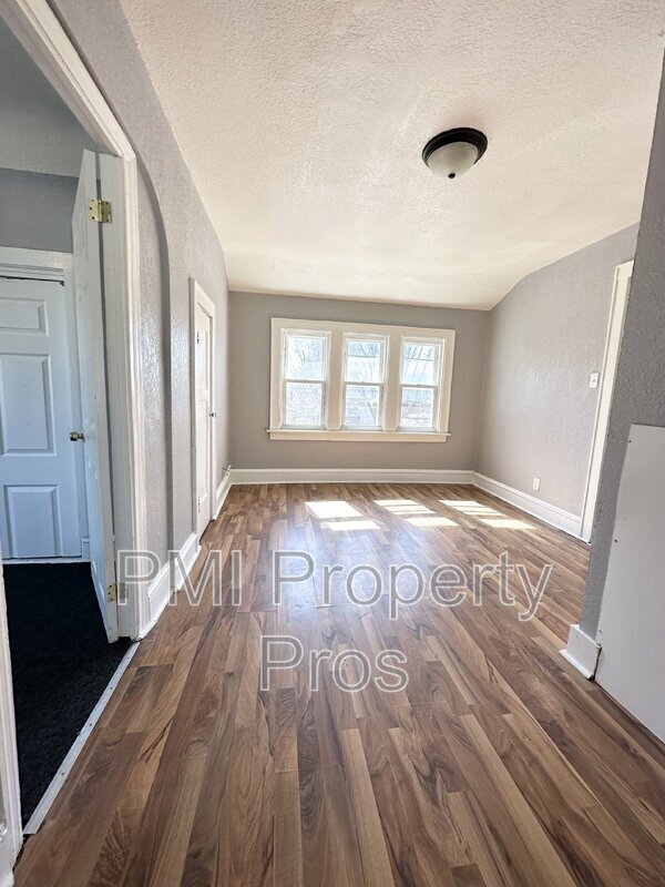 Photo - 3902 W Hope Ave