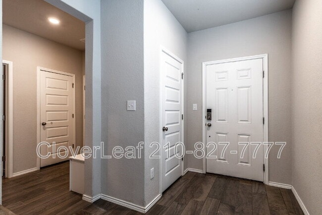 Photo - 266 Jaycen Ln