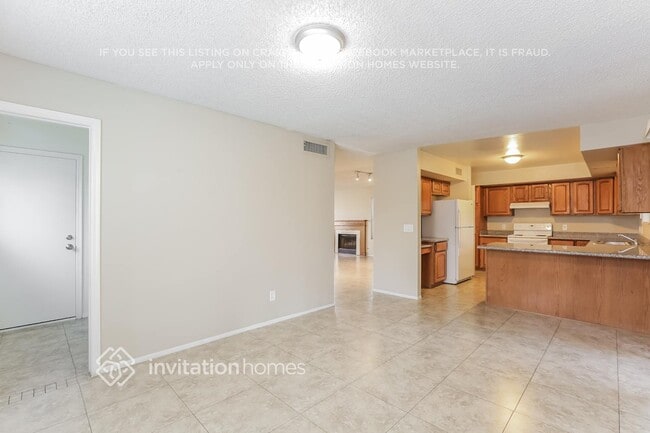 Photo - 4461 W Yorkshire Dr
