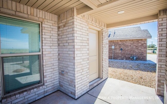 Photo - 2139 Kokomo Ave