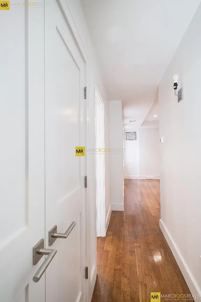 Photo - 11 Temple Pl Unidad 3