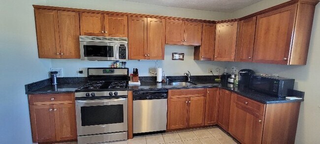 Photo - 60 Montvale St Unidad Apt 3