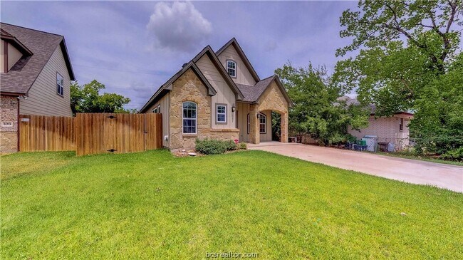 Photo - 111 Southland St