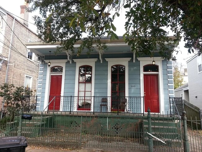 Building Photo - 2213 Baronne St Unit 2213 Baronne