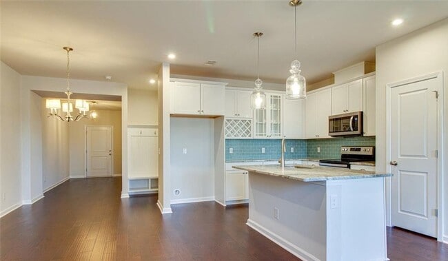 Photo - Elegant Townhome in Pooler
