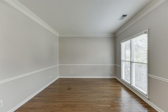 Photo - 1795 Lake Heights Cir
