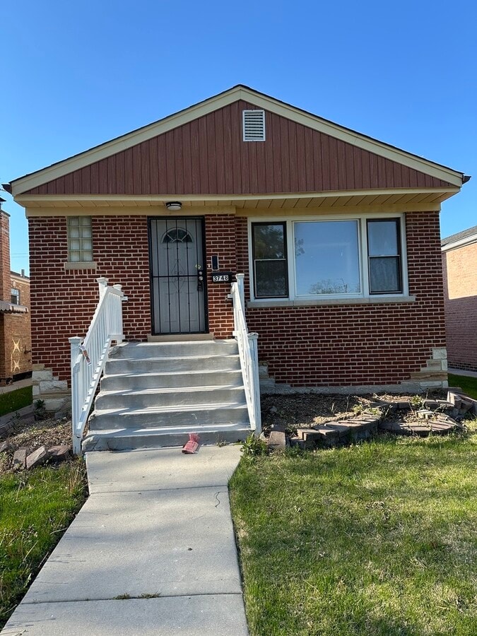 Photo - 3748 W 82nd St Casa