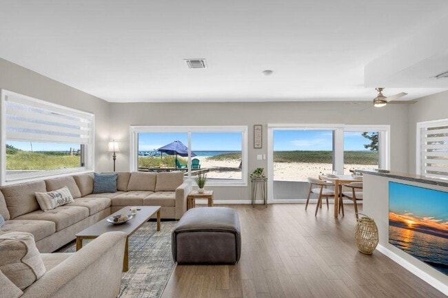 Photo - 600 N Ocean Blvd