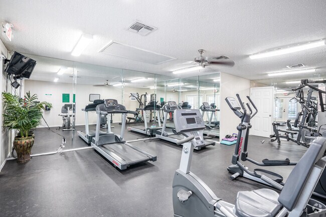 Fitness Center - Broadwater