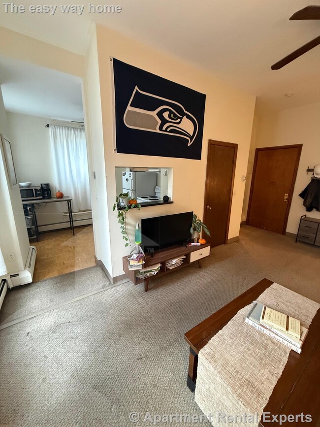 Photo - 247 Pearl St Unidad #204