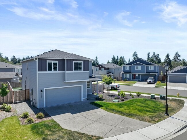 Modern 3-Bed Home in Lacey - $25K+ in Upgr... - Modern 3-Bed Home in Lacey - $25K+ in Upgr...