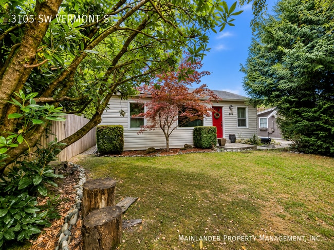 Photo - Darling 2 Bed 1 Bath 1940's Cottage Near Multnomah Village is a Must See!