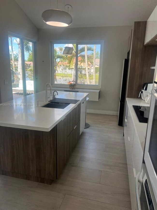 Photo - 1130 Spyglass