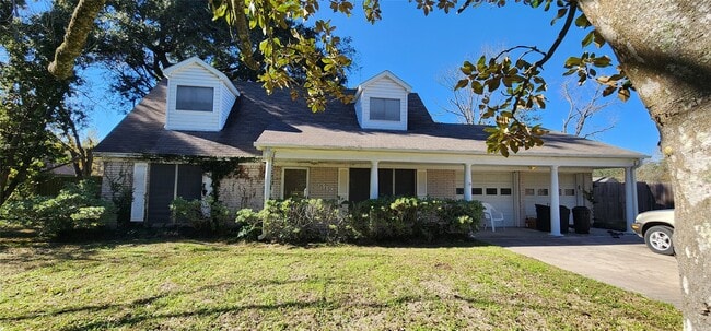 5312 Palm Dr