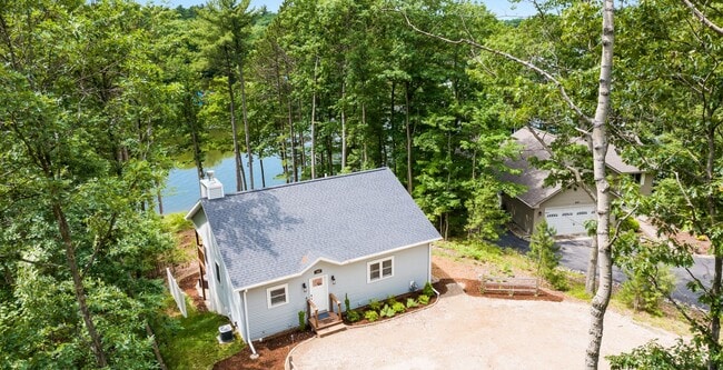 Photo - Tranquil Waters - Furnished Monthly Rental