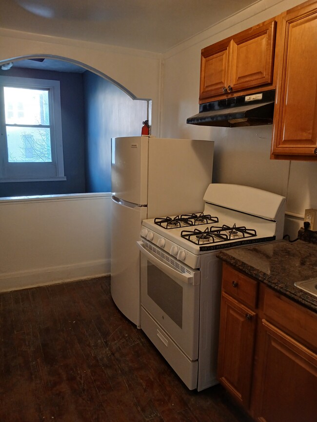 Photo - 1720 McCulloh St Apartments Unit 2