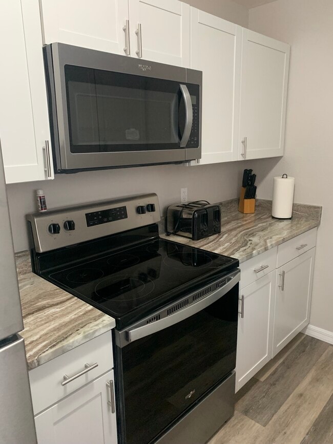 electrodomésticos nuevos - 1937 Collier Ave